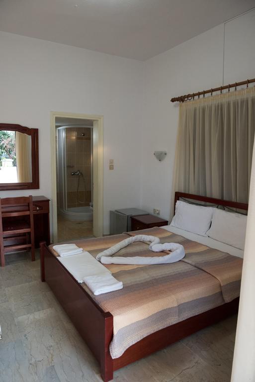 Hotel Glaros Ammoudia Habitación foto